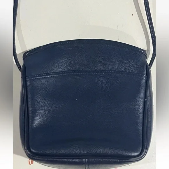Liz Claiborne Small crossbody purse navy blue Classic Wardrobe Staple - Picture 2 of 11